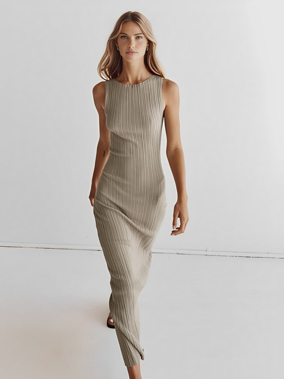 Elegant Pleated Long Dress