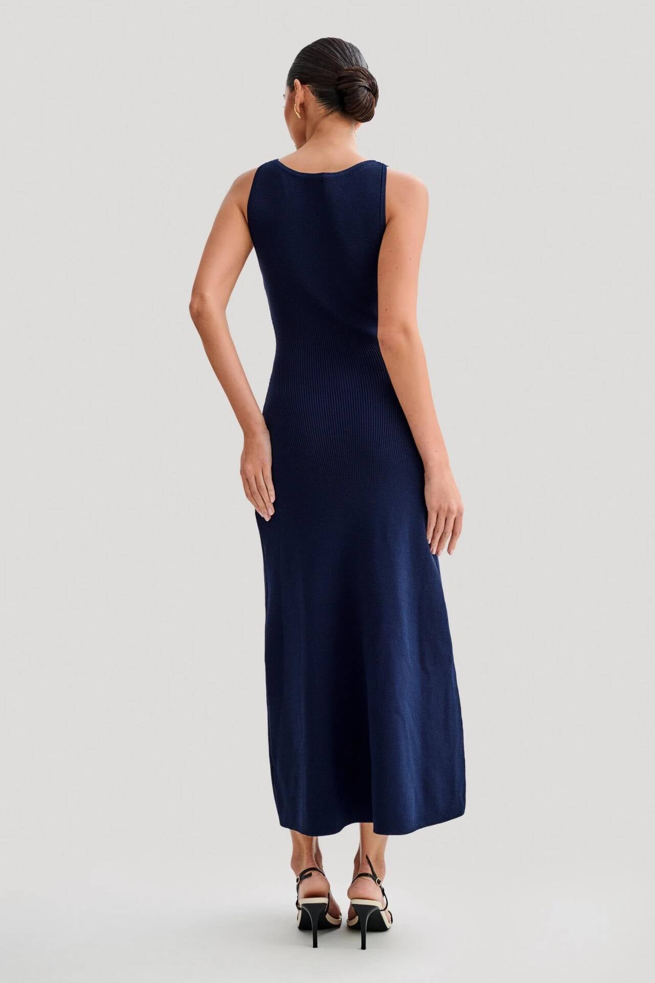 Royal Chic Button Detail Midi Dress
