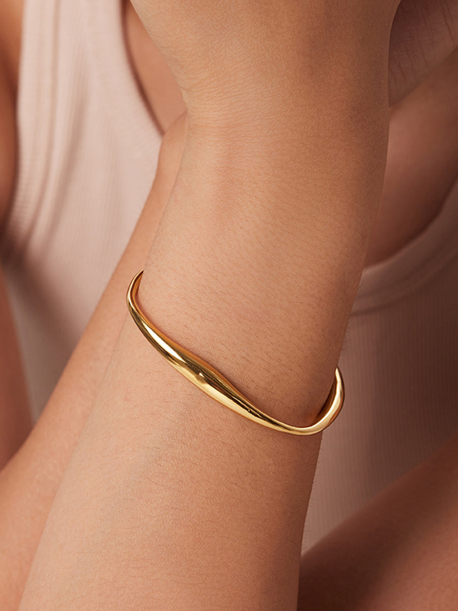 Wavy Form Gold Plated Bracelet