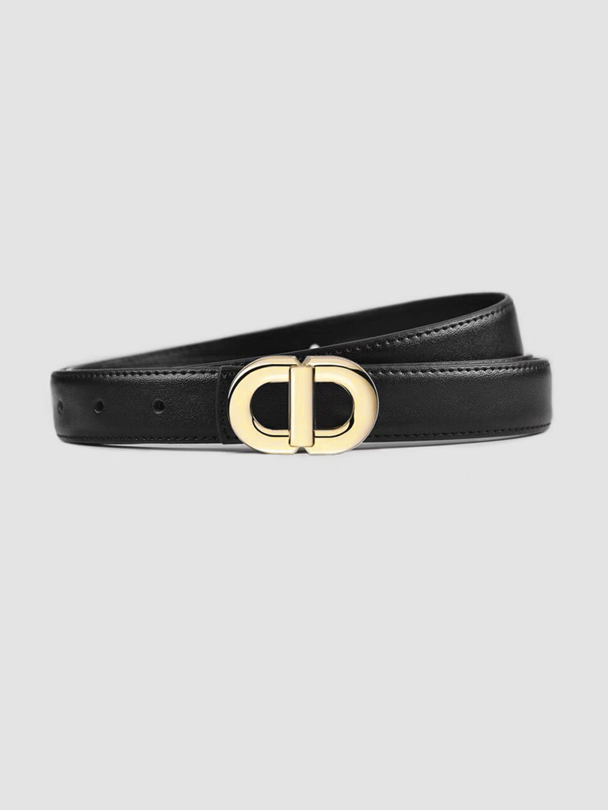 Minimalist Elegance: Leather Belt with Elegant Metal Buckle