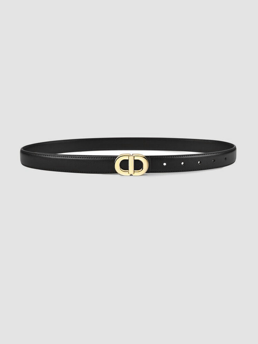 Minimalist Elegance: Leather Belt with Elegant Metal Buckle