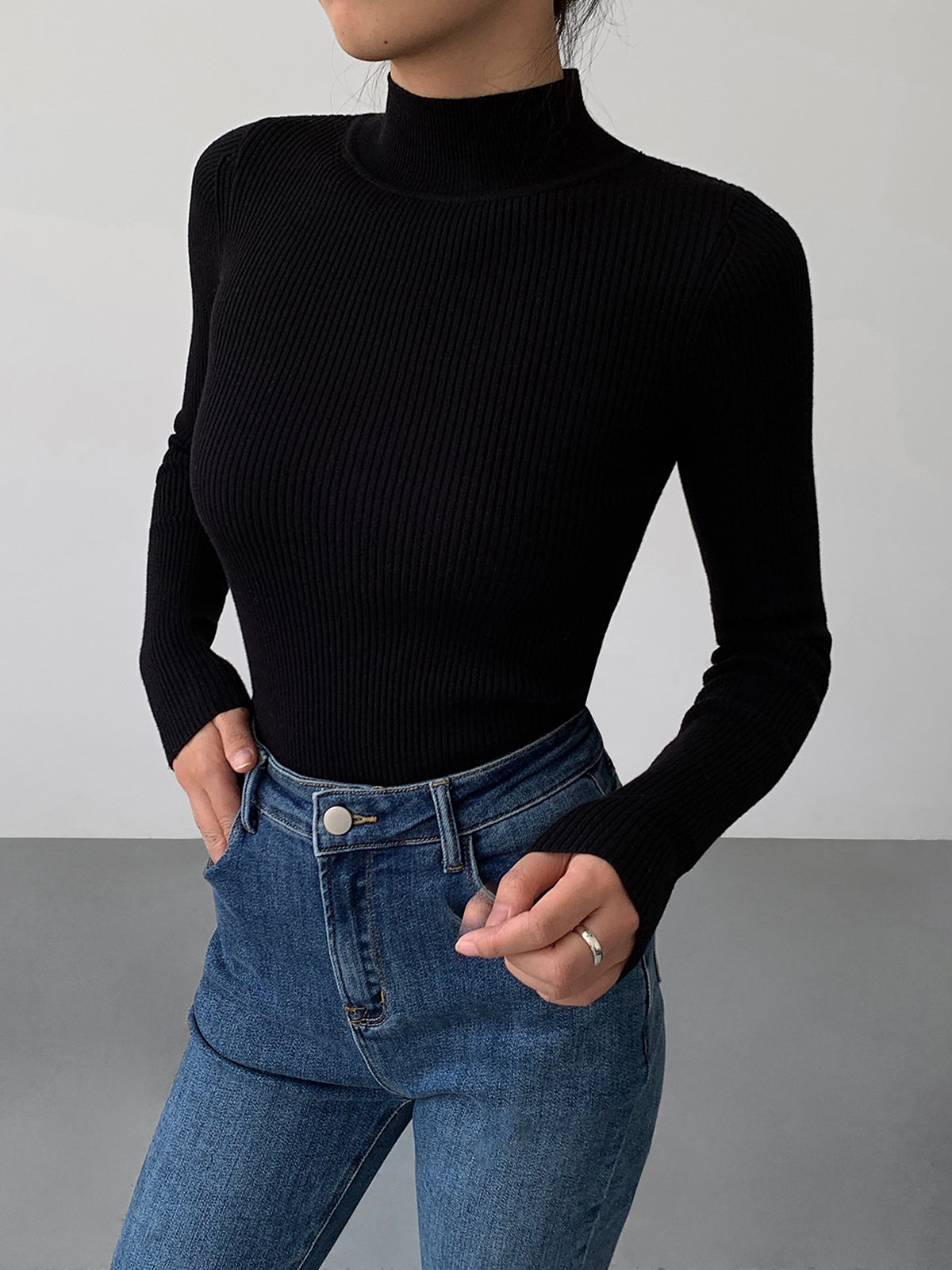 High Neck Knitted Blouse