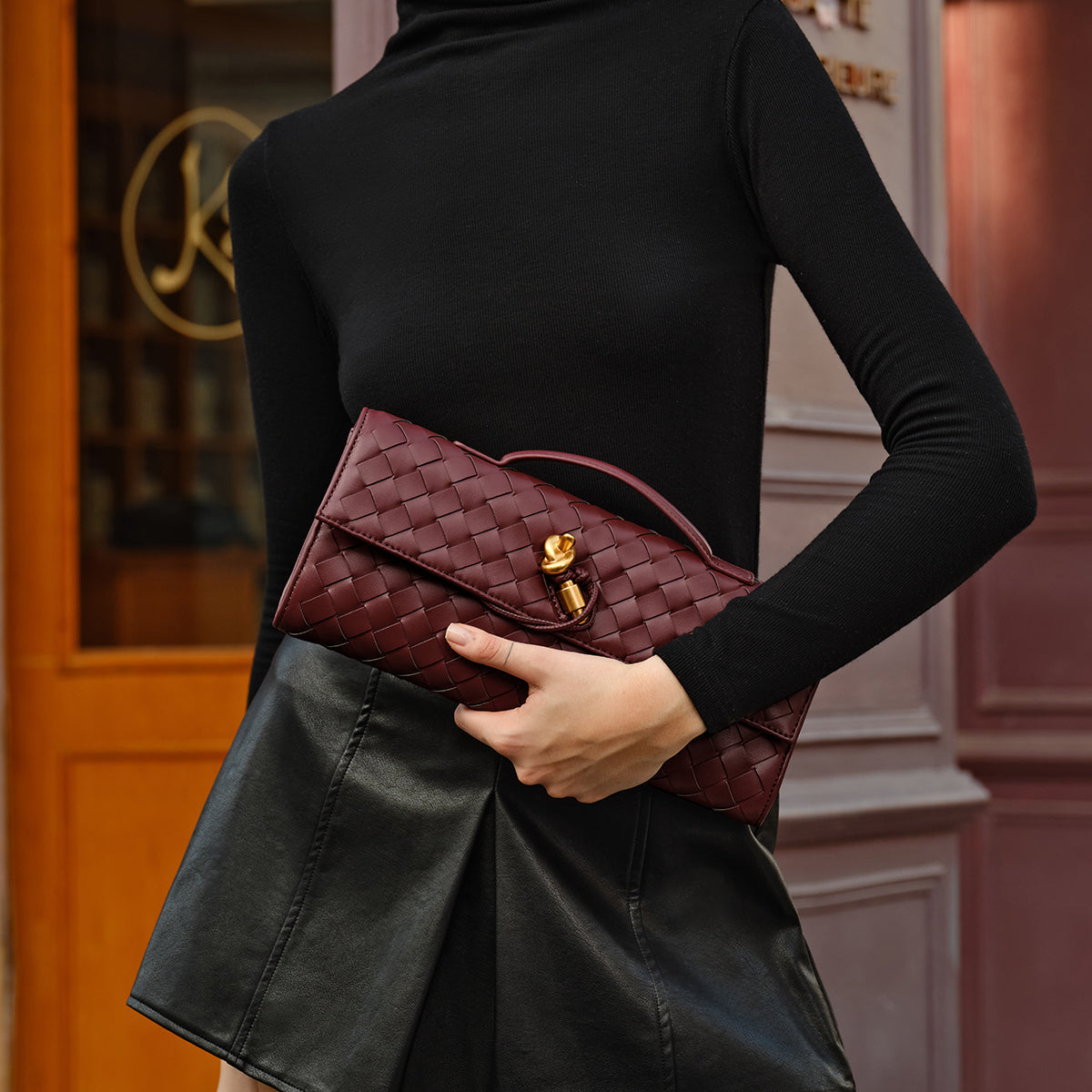 Modern and Stylish Woven Bag