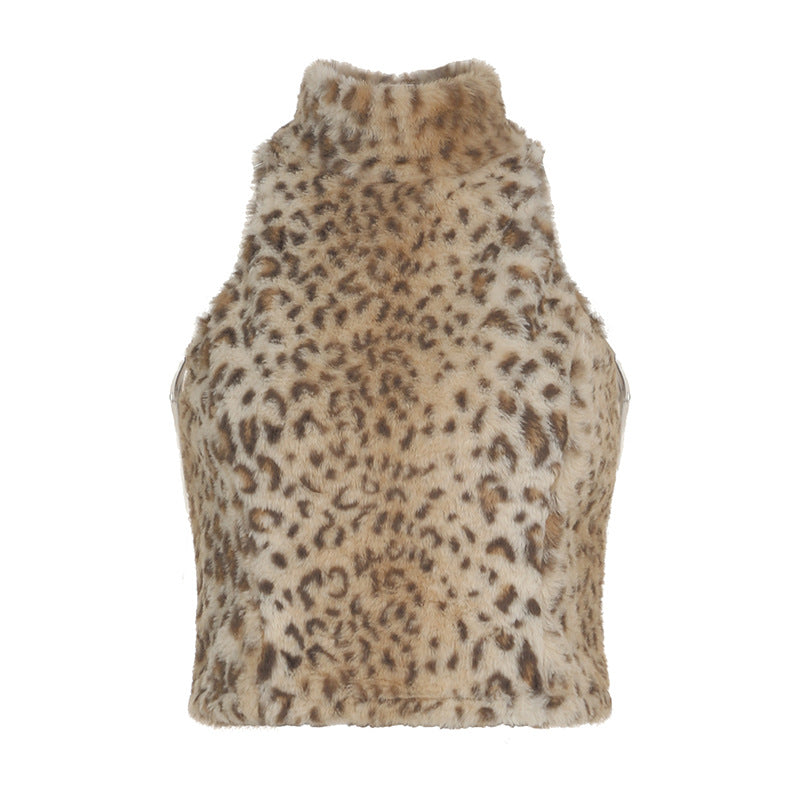 Half Collar Leopard Patterned Furry Sleeveless Crop Top