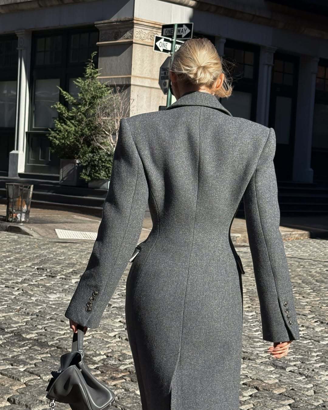 Noir Prestige Long Coat